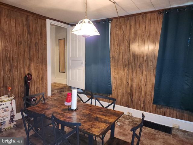 615 S SECOND STREET, Chambersburg, PA 17201
