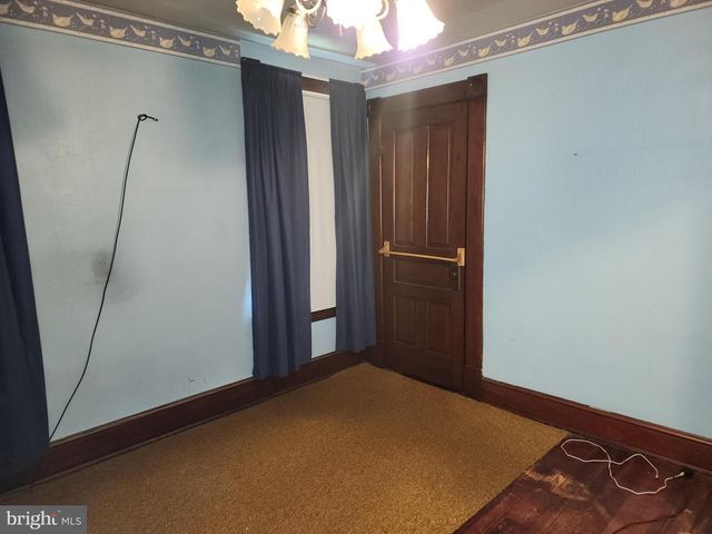 615 S SECOND STREET, Chambersburg, PA 17201