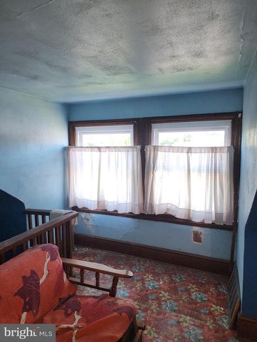 615 S SECOND STREET, Chambersburg, PA 17201