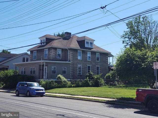 615 S SECOND STREET, Chambersburg, PA 17201