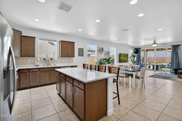 8481 W RUSHMORE Way, Florence, AZ 85132