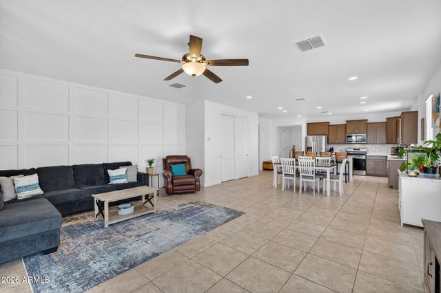 8481 W RUSHMORE Way, Florence, AZ 85132