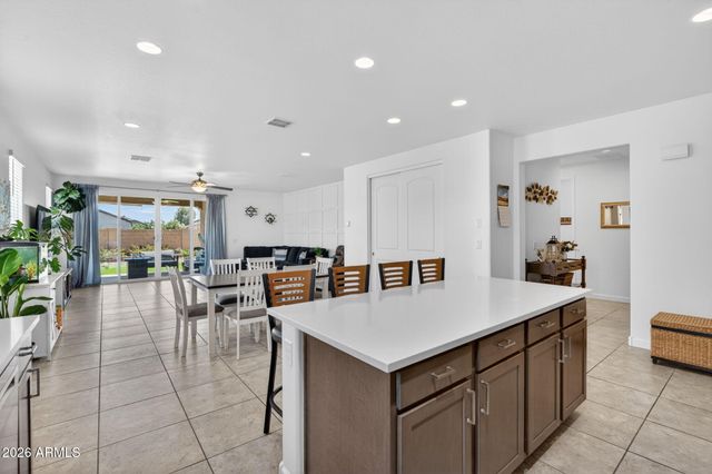 8481 W RUSHMORE Way, Florence, AZ 85132