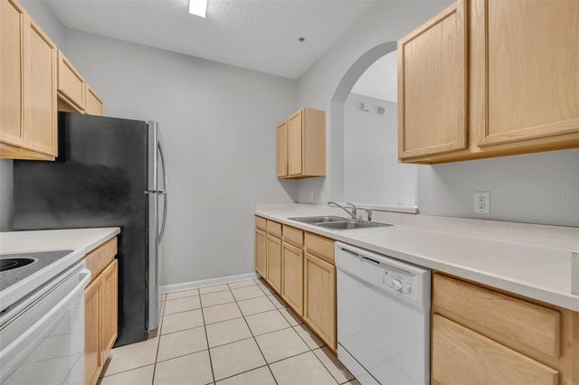 582 BRANTLEY TERRACE WAY 304, Altamonte Springs, FL 32714