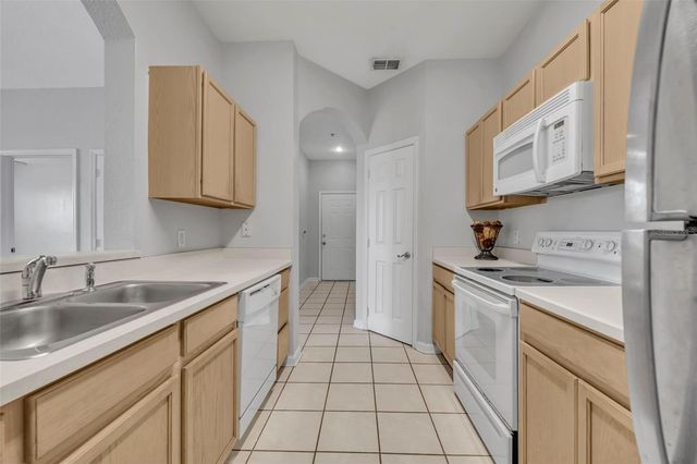 582 BRANTLEY TERRACE WAY 304, Altamonte Springs, FL 32714