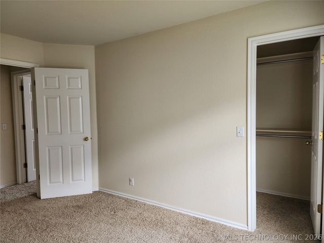 8908 N 153rd East Avenue, Owasso, OK 74055