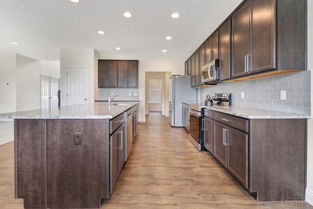 10312 Tice Street, Washington Twp, OH 45458