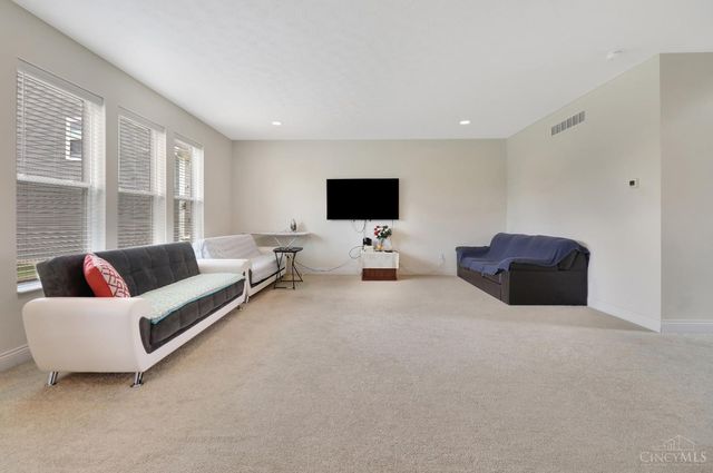 10312 Tice Street, Washington Twp, OH 45458