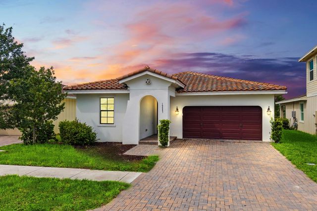19667 Rugged Trunk Trail, Loxahatchee, FL 33470
