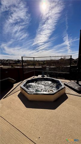 426 Eves Necklace Drive, Buda, TX 78610