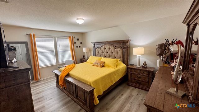 426 Eves Necklace Drive, Buda, TX 78610