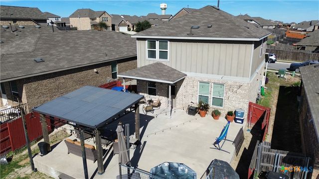 426 Eves Necklace Drive, Buda, TX 78610
