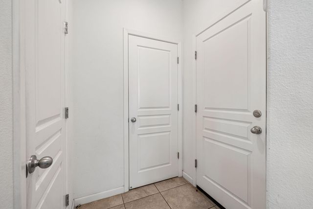 641 S Laguna Street, Visalia, CA 93292