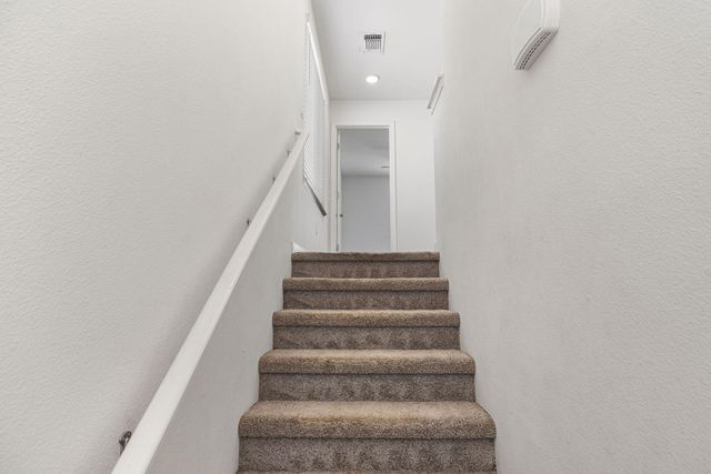 641 S Laguna Street, Visalia, CA 93292