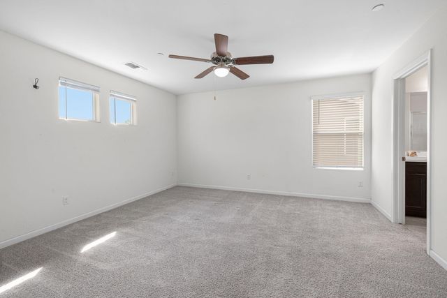 641 S Laguna Street, Visalia, CA 93292