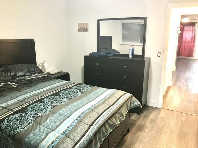 900 SW 11th Ave 7C, Hallandale Beach, FL 33009