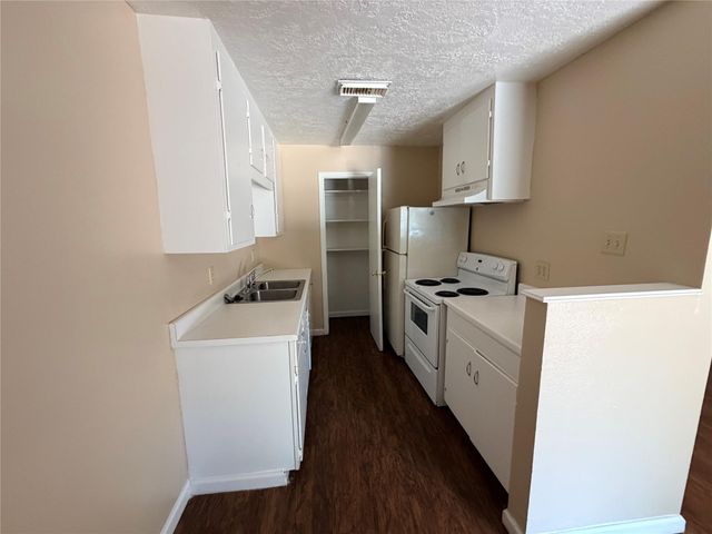 760 Cline Street 8, Huntsville, TX 77340