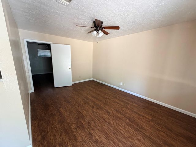 760 Cline Street 8, Huntsville, TX 77340