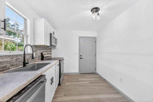 1000 N G St, Pensacola, FL 32501