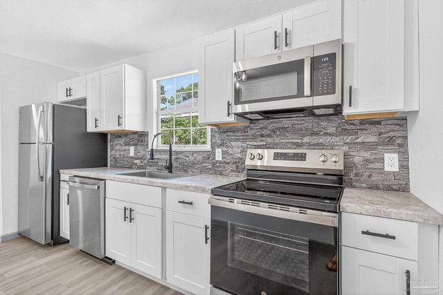 1000 N G St, Pensacola, FL 32501