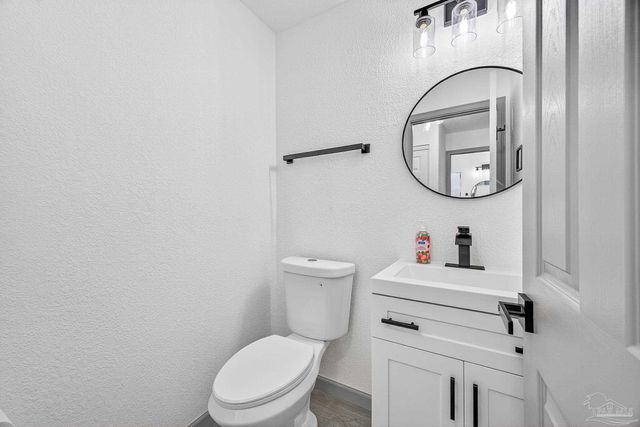 1000 N G St, Pensacola, FL 32501