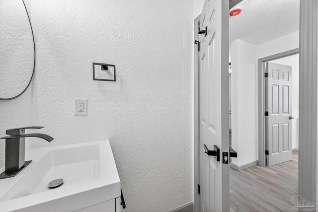 1000 N G St, Pensacola, FL 32501