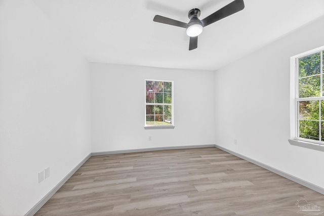 1000 N G St, Pensacola, FL 32501