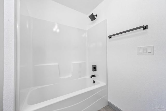 1000 N G St, Pensacola, FL 32501