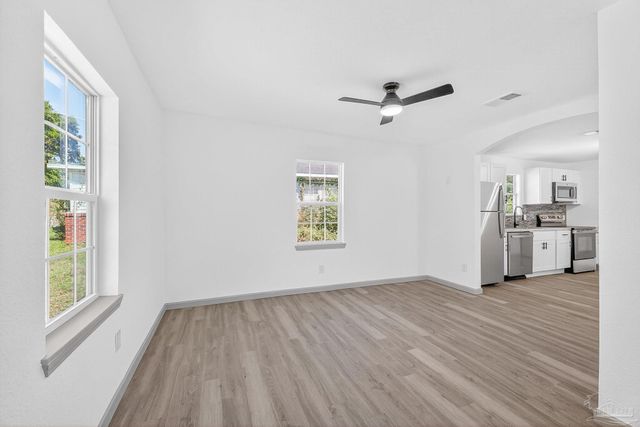 1000 N G St, Pensacola, FL 32501