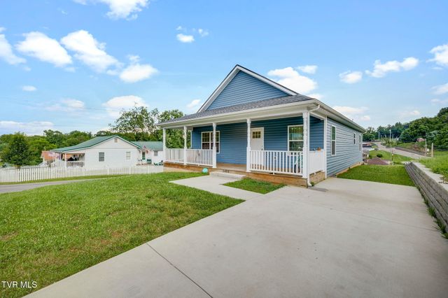 1404 New Hampshire Avenue, Bristol, VA 24201