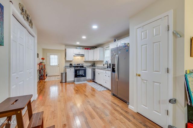1404 New Hampshire Avenue, Bristol, VA 24201