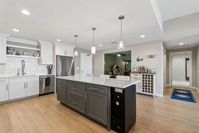 920 N OSCEOLA AVENUE 604, Clearwater, FL 33755