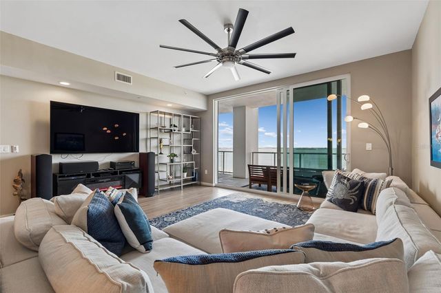 920 N OSCEOLA AVENUE 604, Clearwater, FL 33755