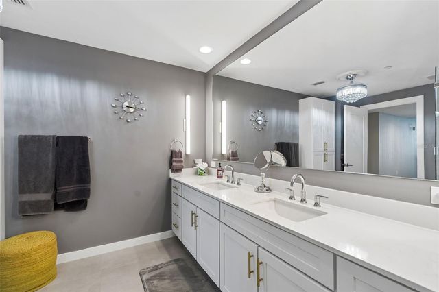 920 N OSCEOLA AVENUE 604, Clearwater, FL 33755