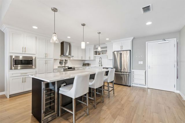 920 N OSCEOLA AVENUE 604, Clearwater, FL 33755