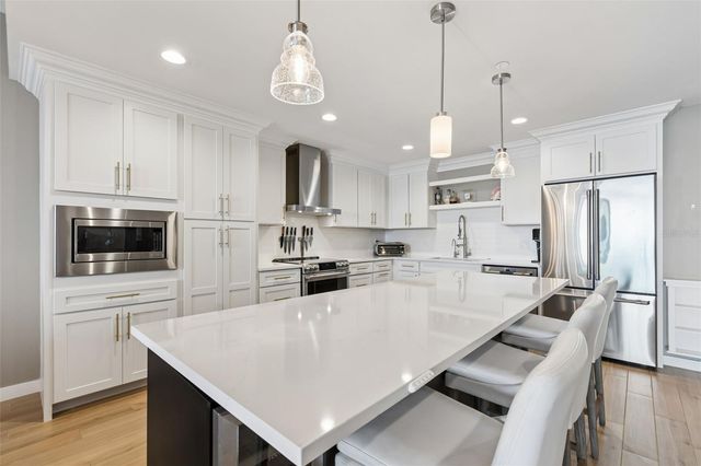 920 N OSCEOLA AVENUE 604, Clearwater, FL 33755