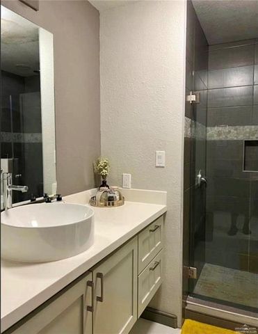 2000 5th Street 18, Mcallen, TX 78503