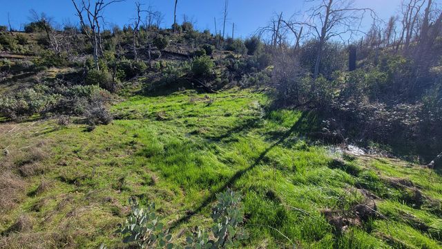 16166 Cagle Lane, Redding, CA 96001