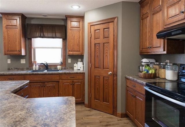 804 11th Avenue SW, Rice, MN 56367