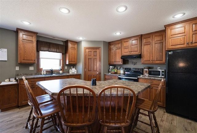 804 11th Avenue SW, Rice, MN 56367