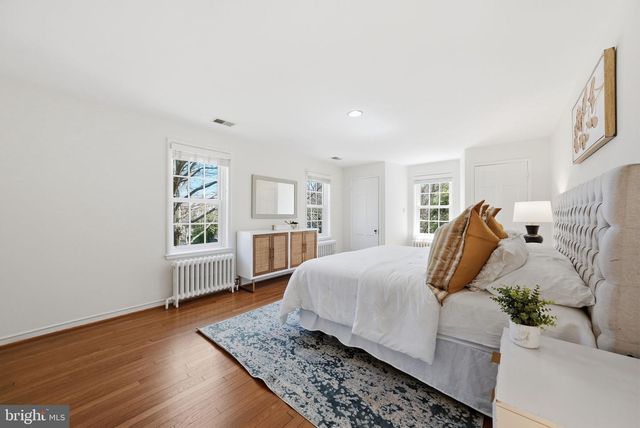 4600 RENO RD NW, Washington, DC 20008