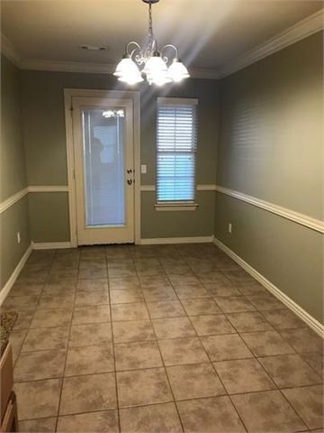 830 Oakwood Court, Centerton, AR 72719