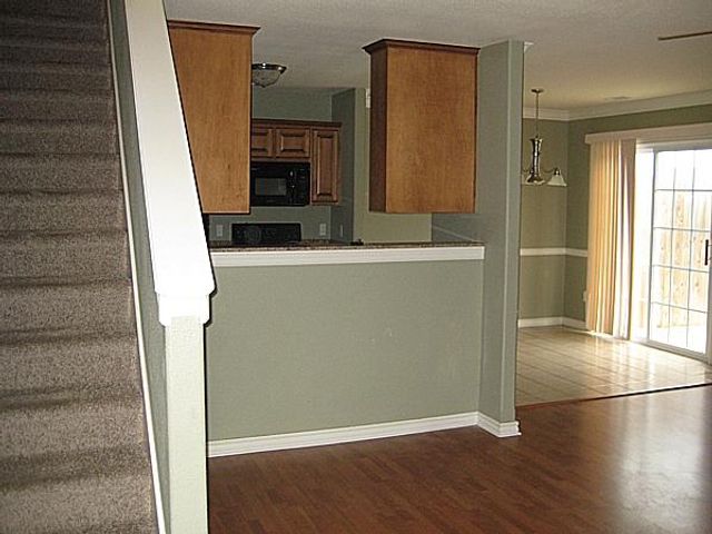 830 Oakwood Court, Centerton, AR 72719