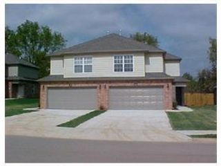 830 Oakwood Court, Centerton, AR 72719