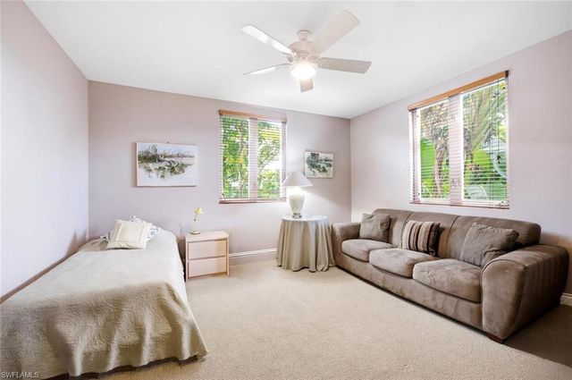 576 96th AVE N, Naples, FL 34108