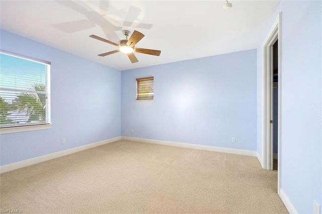 576 96th AVE N, Naples, FL 34108