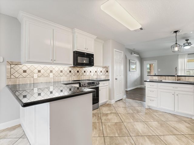 11302 Audrey Drive, Needville, TX 77461