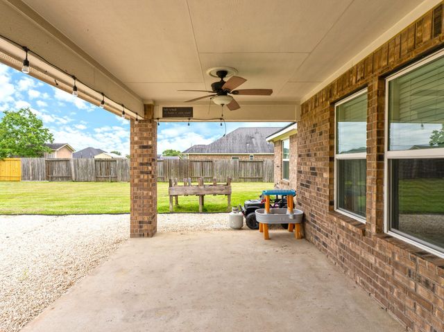 11302 Audrey Drive, Needville, TX 77461