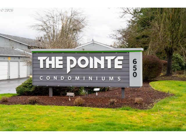 650 HARLOW Rd 115, Springfield, OR 97477
