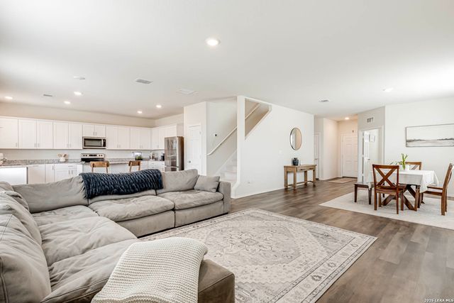 10203 Band Wagon, Converse, TX 78109